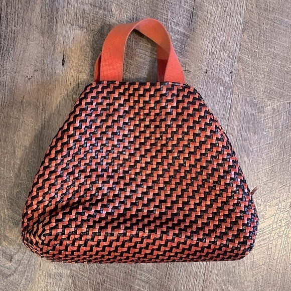 Clare V Handbags - Clare V Bateau Zig Zag Leather Tote